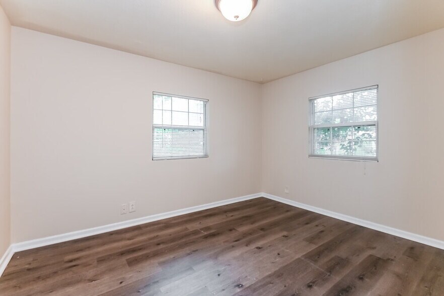 Building Photo - 1845 Co Rd 209B