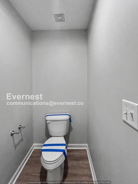 Building Photo - 5289 Hanover St