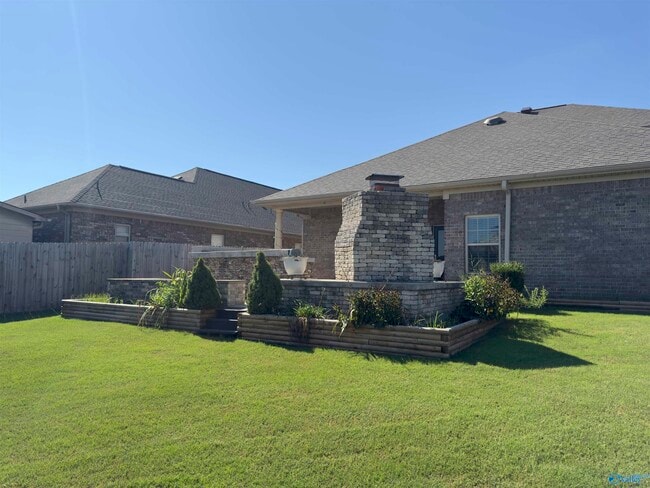 Building Photo - 2444 Bell Manor Dr SW