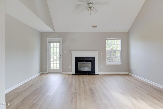 Building Photo - 228 Weststone Blvd