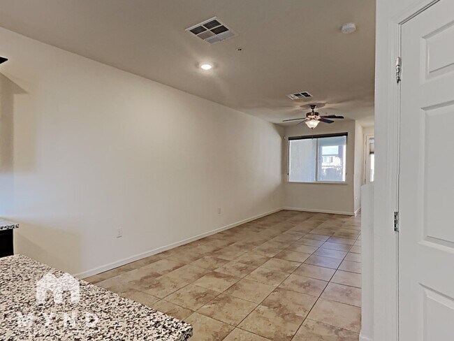 Building Photo - 2988 Silver River Ln