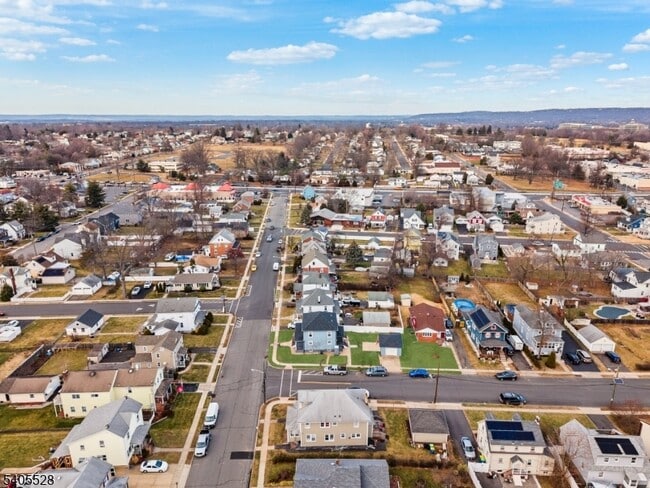 Building Photo - 78 Anderson St