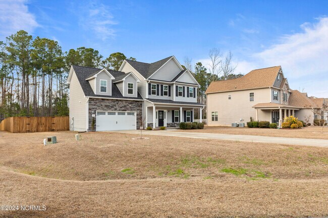 Building Photo - 200 Mia Ct