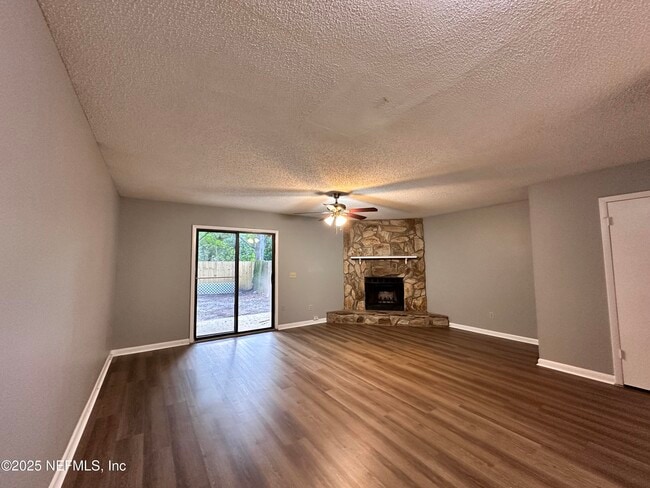 Building Photo - 4443 Windergate Dr