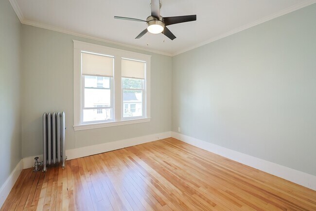 Building Photo - 19 Brantwood Rd