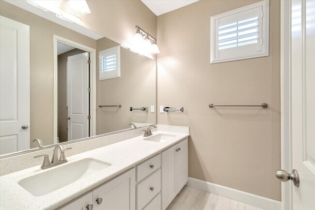 Building Photo - Wow! What a Great Home! Available Soon!