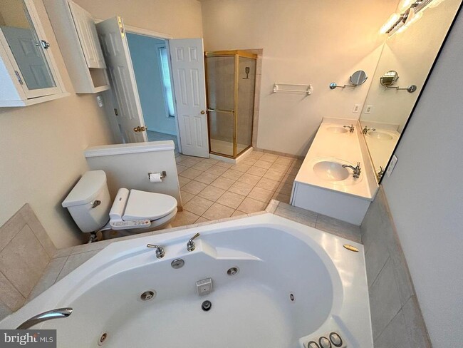 Building Photo - 308 Trotter Farm Dr