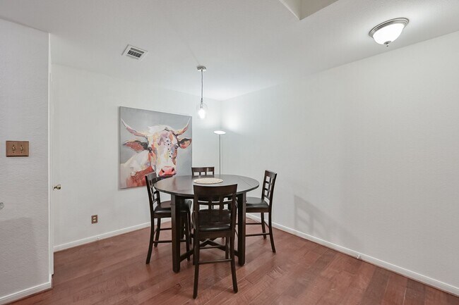 Building Photo - North Arlington Condo - 5 minutes to AT&T Stadium and Globe Life Field!