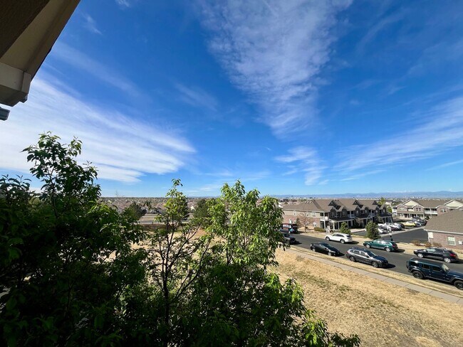 Building Photo - 1 bed 1 bath w/ Beautiful Mountain views!