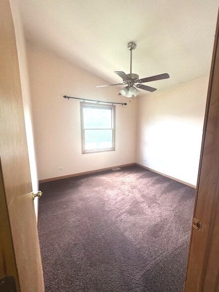 Building Photo - 396 Ridgeland Ave