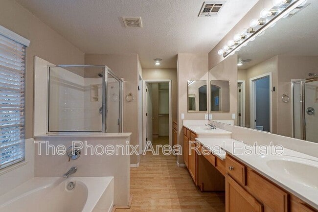 Building Photo - 1143 N Apollo Dr