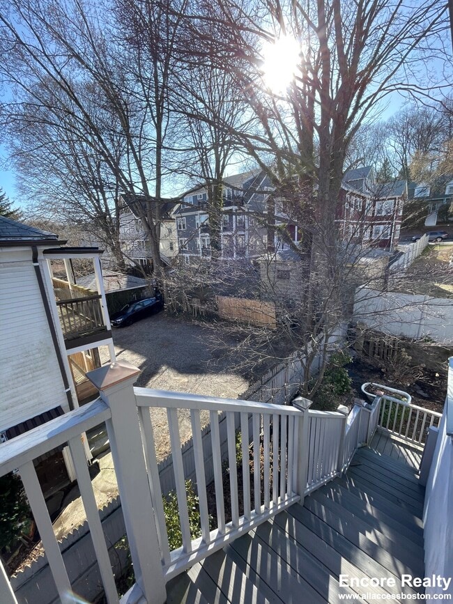 Building Photo - 56 Hobson St