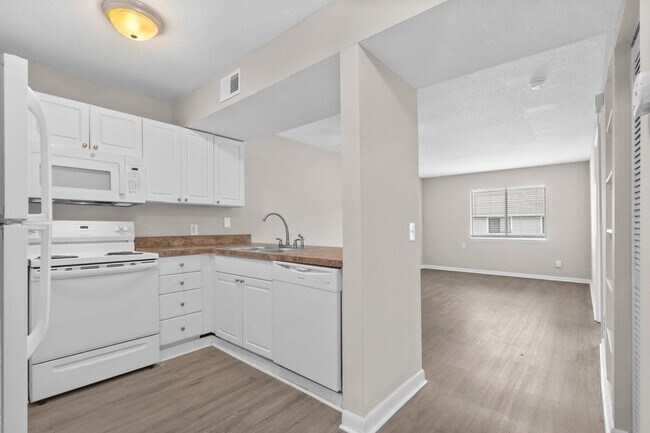 Building Photo - 3555 SC-544