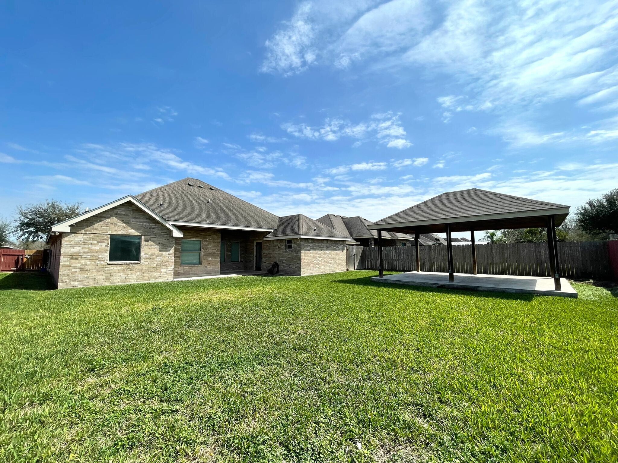 Building Photo - 519 Edgewood Ave