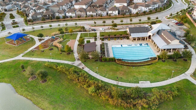 Building Photo - 4115 Glowing Hearth Dr