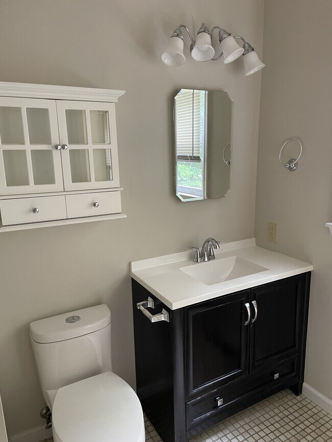 Building Photo - 2858 Powell Creek Dr