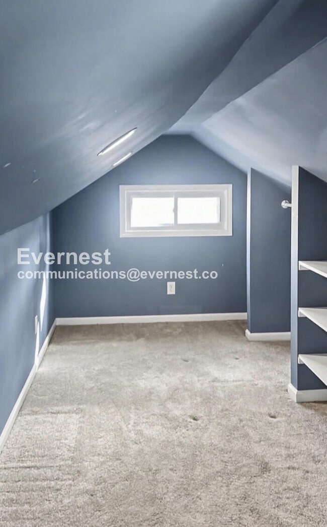 Building Photo - 4065 Harwood Rd