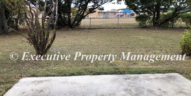 Building Photo - 1007 N 4th St