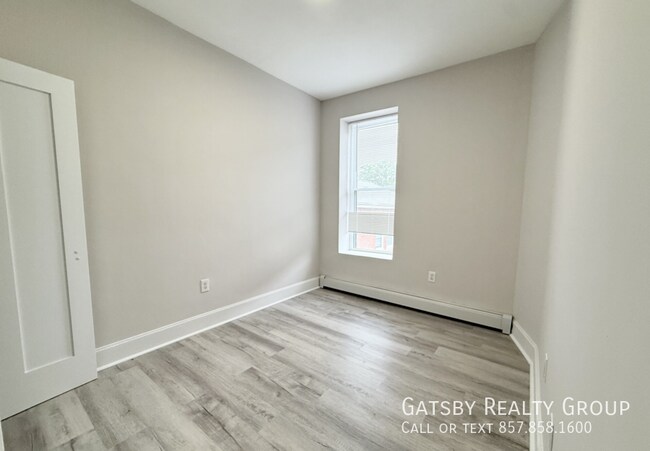 Building Photo - 11 Ruggles St