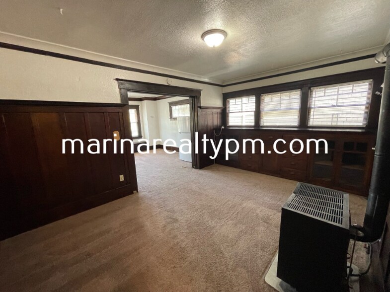 Building Photo - 625 Ohio St