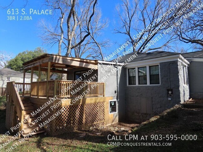 Building Photo - 613 S. Palace-