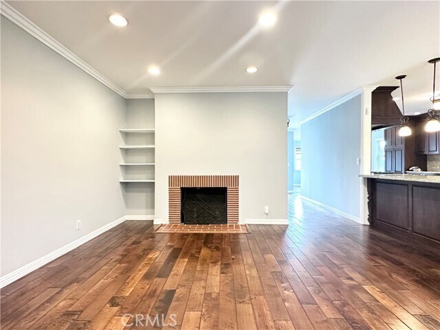 Building Photo - 2649 N Parish Pl