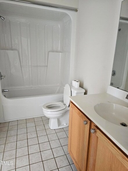 Building Photo - 108 Forest Oaks Dr