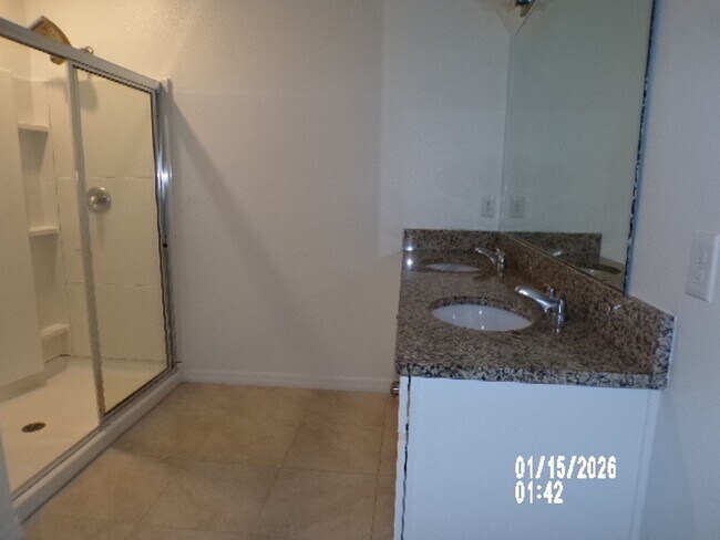 Building Photo - Riviera Bella - River Community Welcome to your new home!  CALL Sheila 407-687-7900