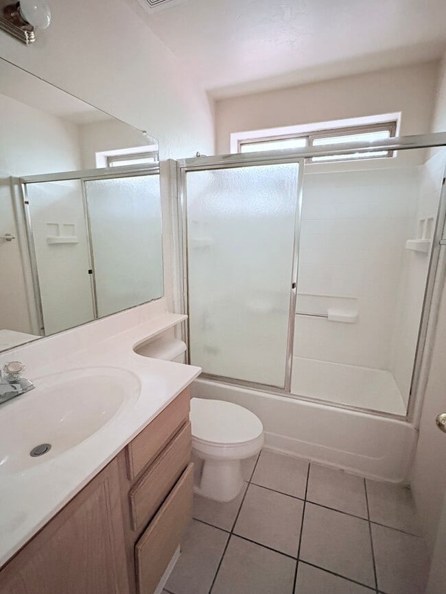 Building Photo - 3673 S Camino Seco