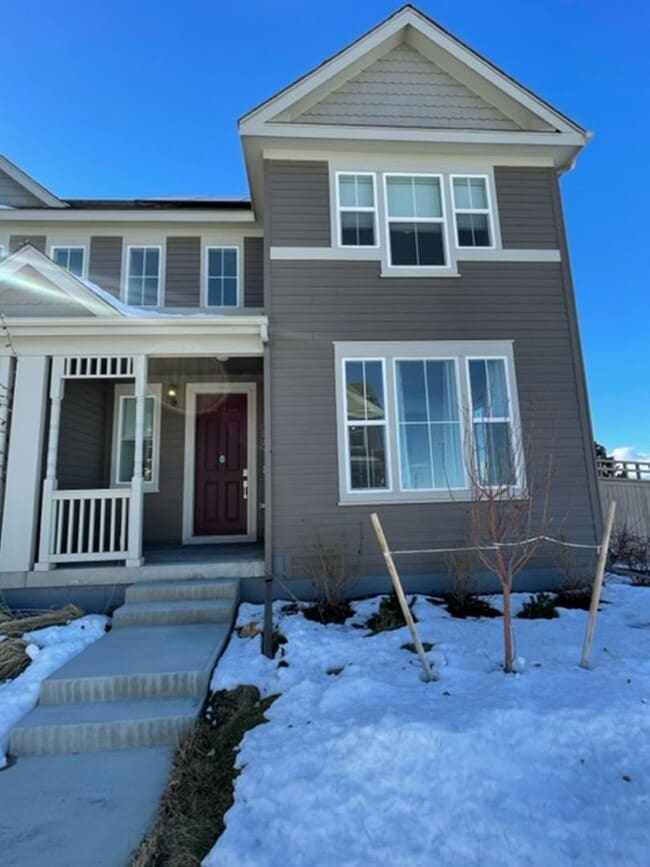 Building Photo - Beautiful & Spacious 4Bed, 3Bath In Breathtaking Erie Co,