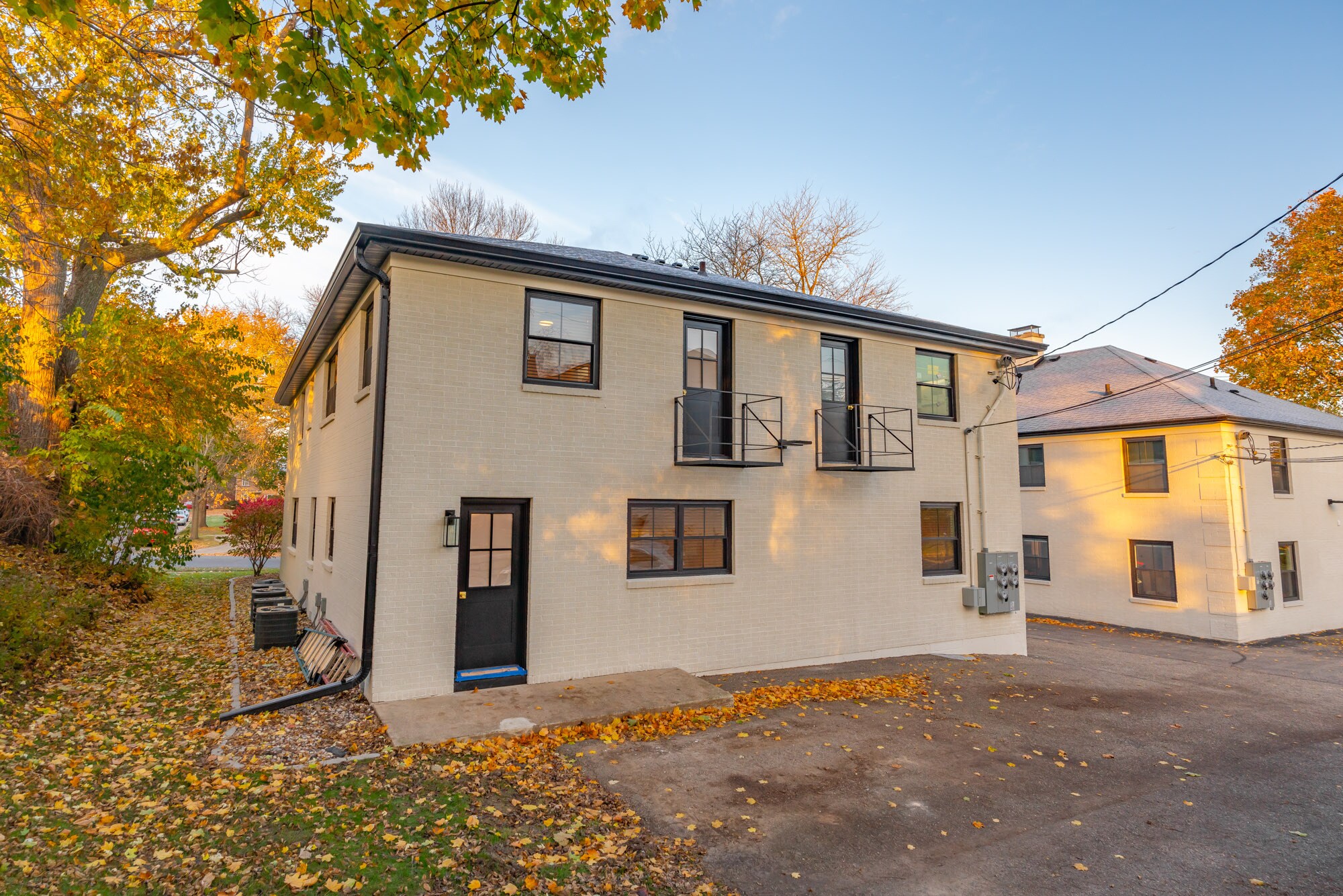 Building Photo - 405 Presidential Ln