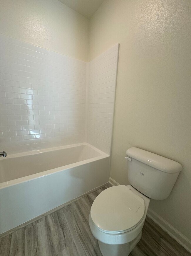 Building Photo - Beautiful Brand-New Home (Price Drop)>>>> Call Today>>>>