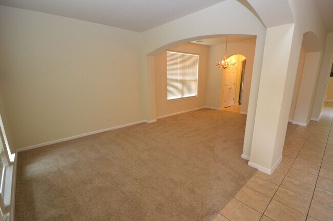 Building Photo - 1123 Winding Creek Pl