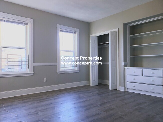 Building Photo - 2083 Dorchester Ave
