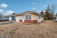 Building Photo - 192 Charlotteville Dr S