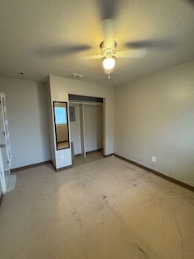 Building Photo - 2851 Highland Ave