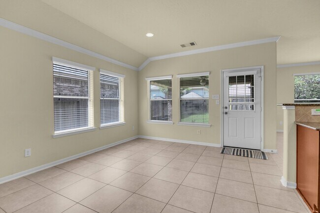 Building Photo - 26110 Basil View Ln