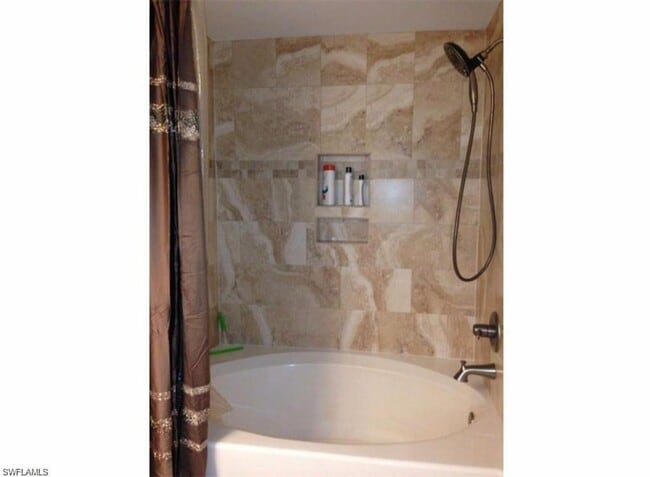 Building Photo - Aparment for rent