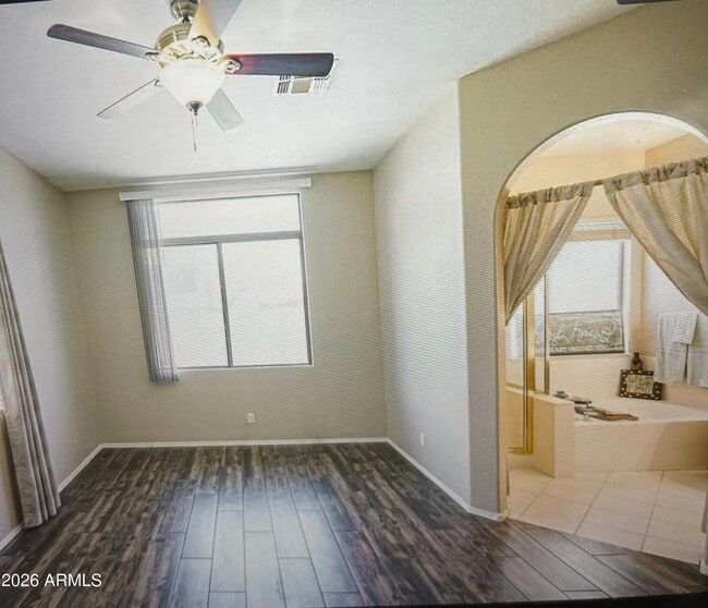 Building Photo - 4228 E Tether Trail