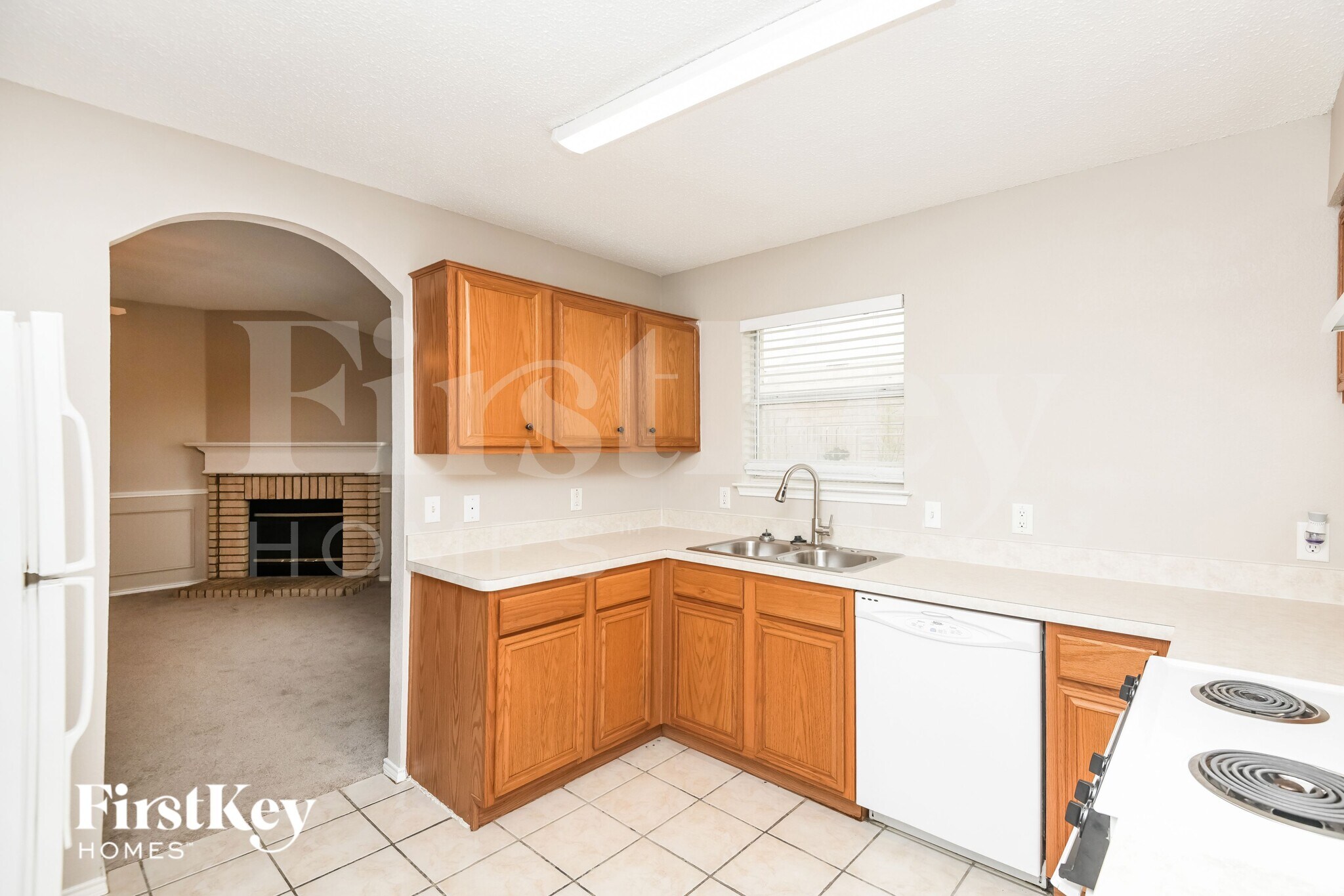 Building Photo - 2529 Rivers Edge Dr