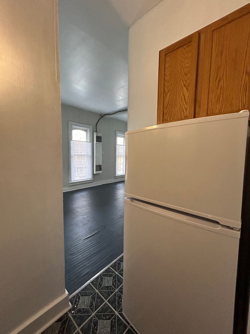 Building Photo - 911 N 9th St Rd