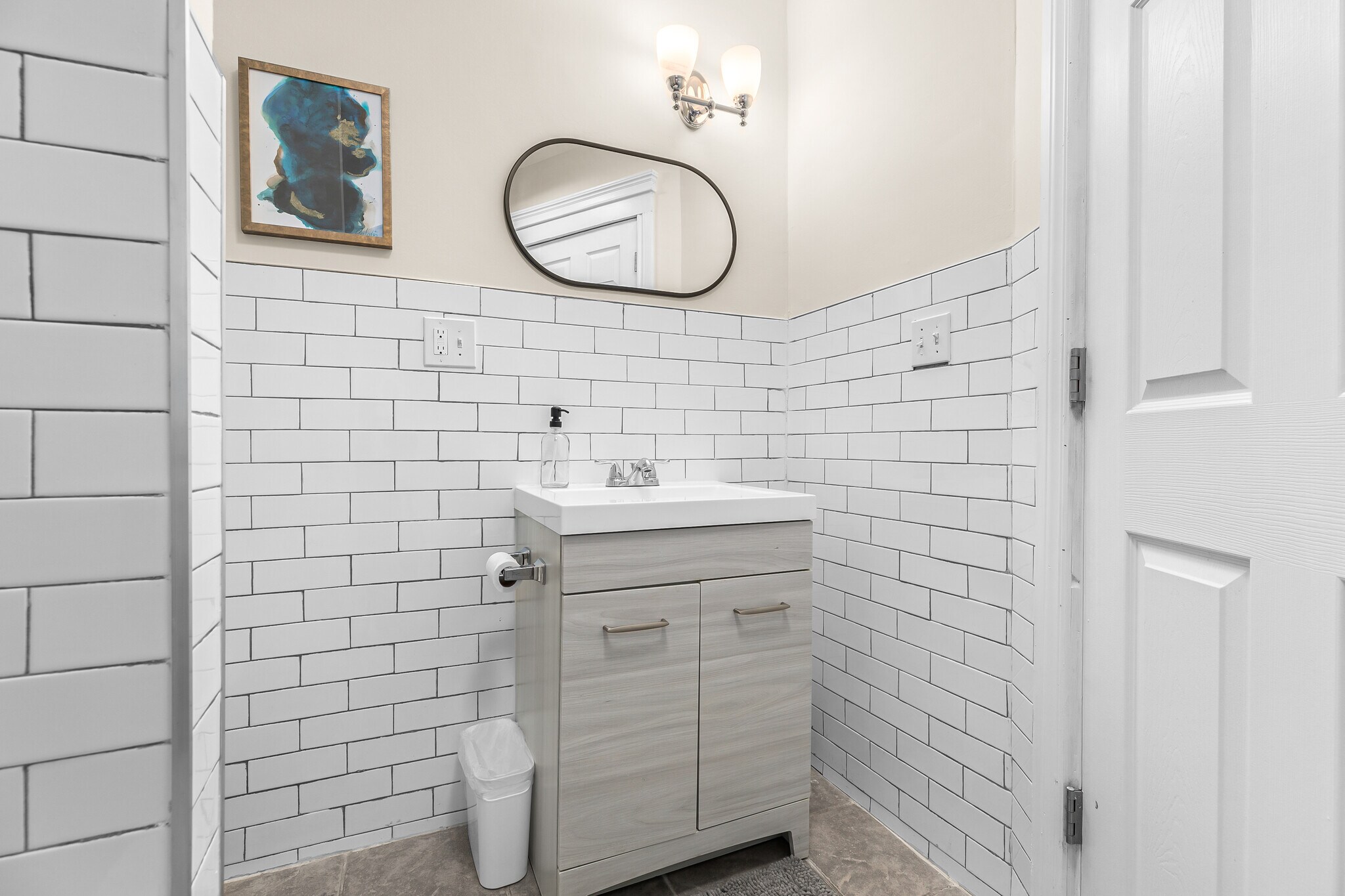 Building Photo - 3402 Brush St