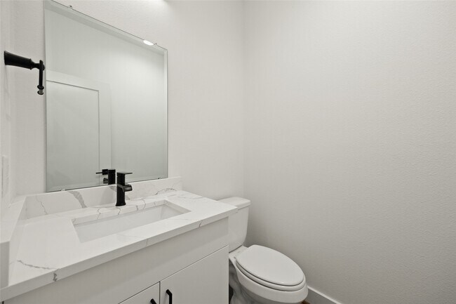 Building Photo - 2649 Seaglass Vw Dr