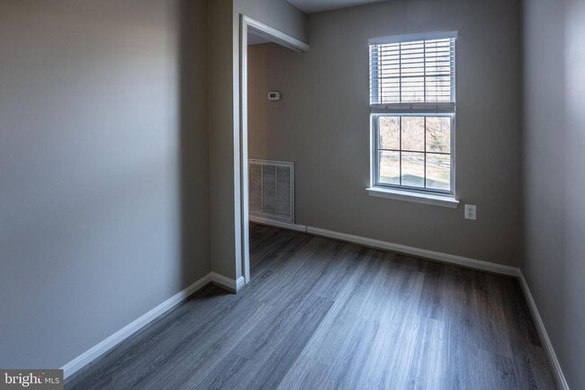 Building Photo - 9924 Grapewood Ct