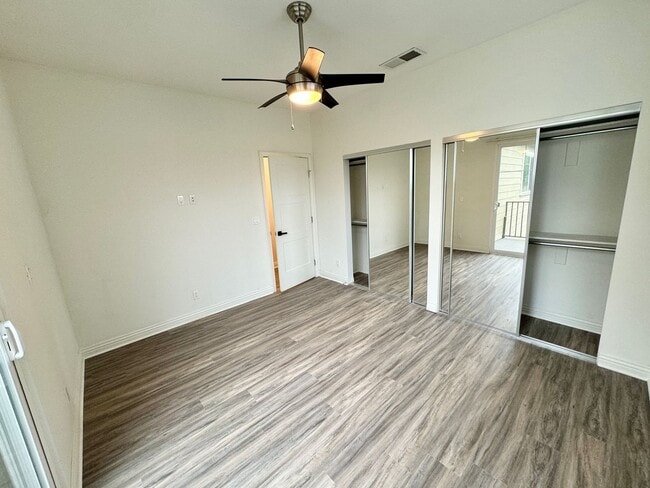 Building Photo - 8343 DUNBARTON - SHORT TERM LEASES AVAILABLE , NEWER*4 BD*3BA*TOWNHOME*PRIVATE YARD*WASHER/DRYER*