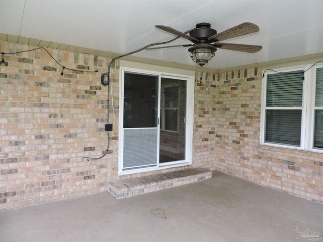 Building Photo - 5016 Challenger Way