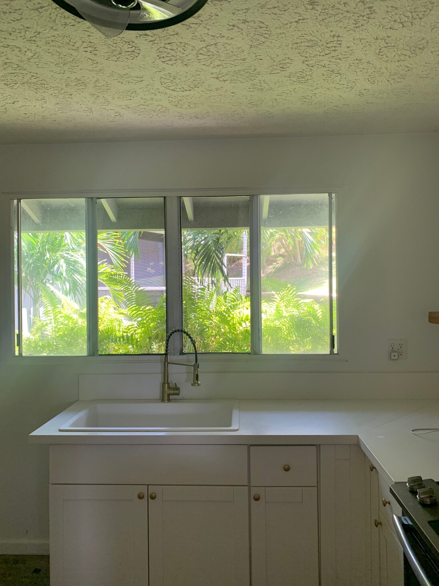 Building Photo - 1409 Auauki St