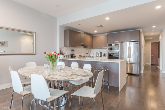 Building Photo - 2 br, 2 bath  - 150 Dorchester Ave Apt 611