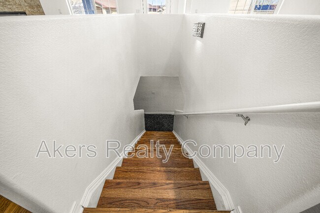 Building Photo - 2143 Teal Ct