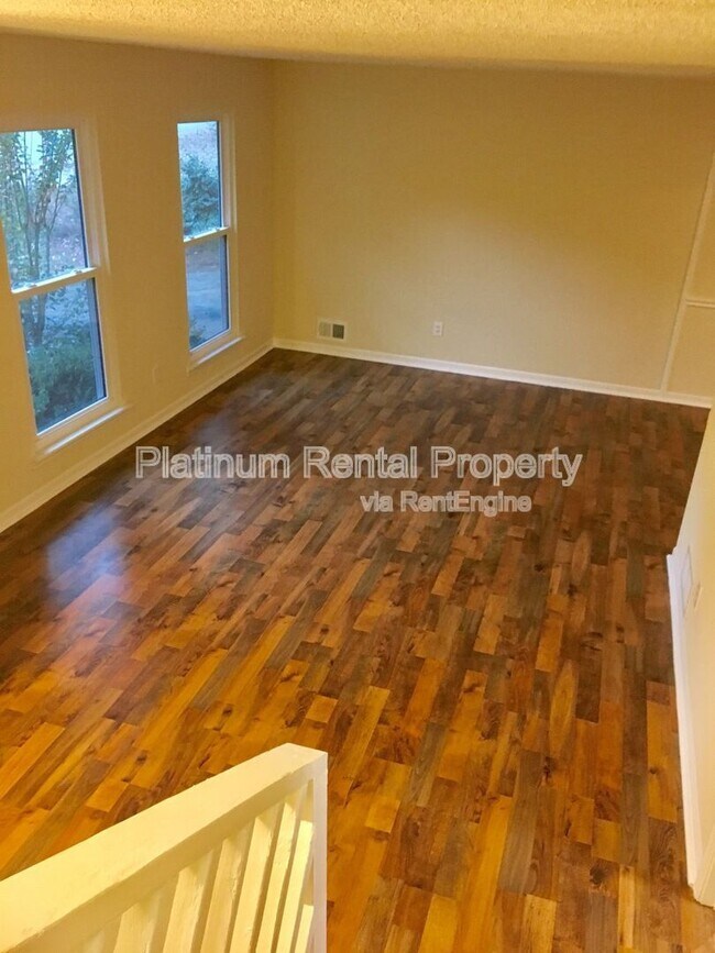 Building Photo - 9775 Loblolly Ln